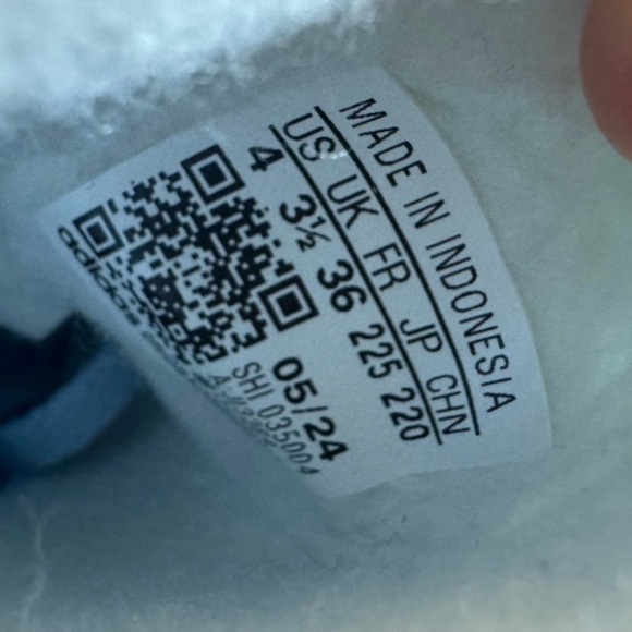 Adidas Women's Gazelle Light Blue and Coral Sneakers - Picture 5 of 5